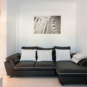 apartamento-correia-teles-20-7-d.hotels-lisbon-portugal.com/