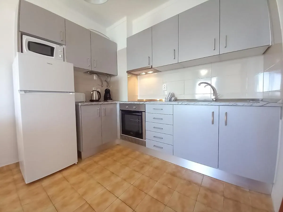 Mira Atlântico 13- Terraço Com Vista Mar e Cidade, Wifi, 80mt Praia Quarteira Apartamento