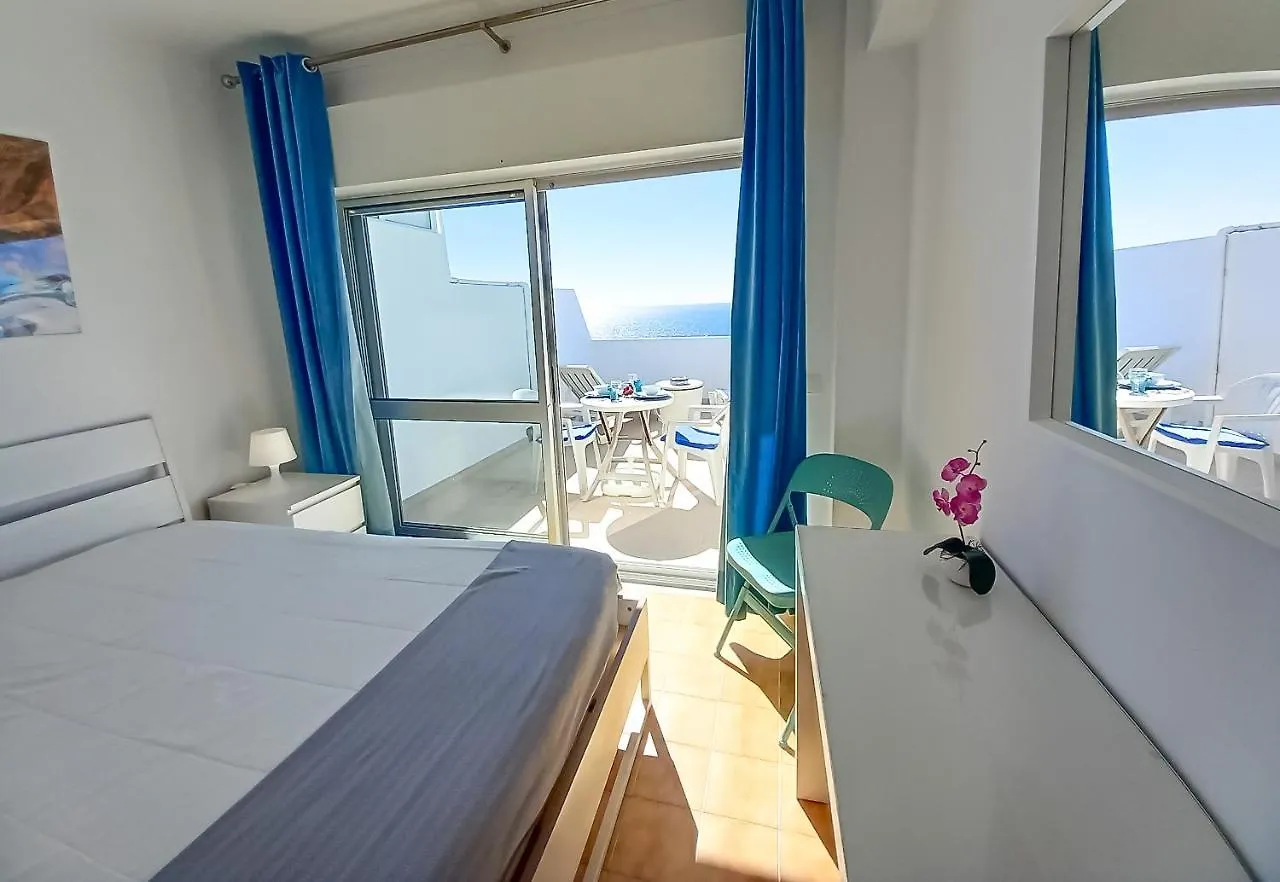 Apartamento Mira Atlântico 13- Terraço Com Vista Mar e Cidade, Wifi, 80mt Praia Quarteira