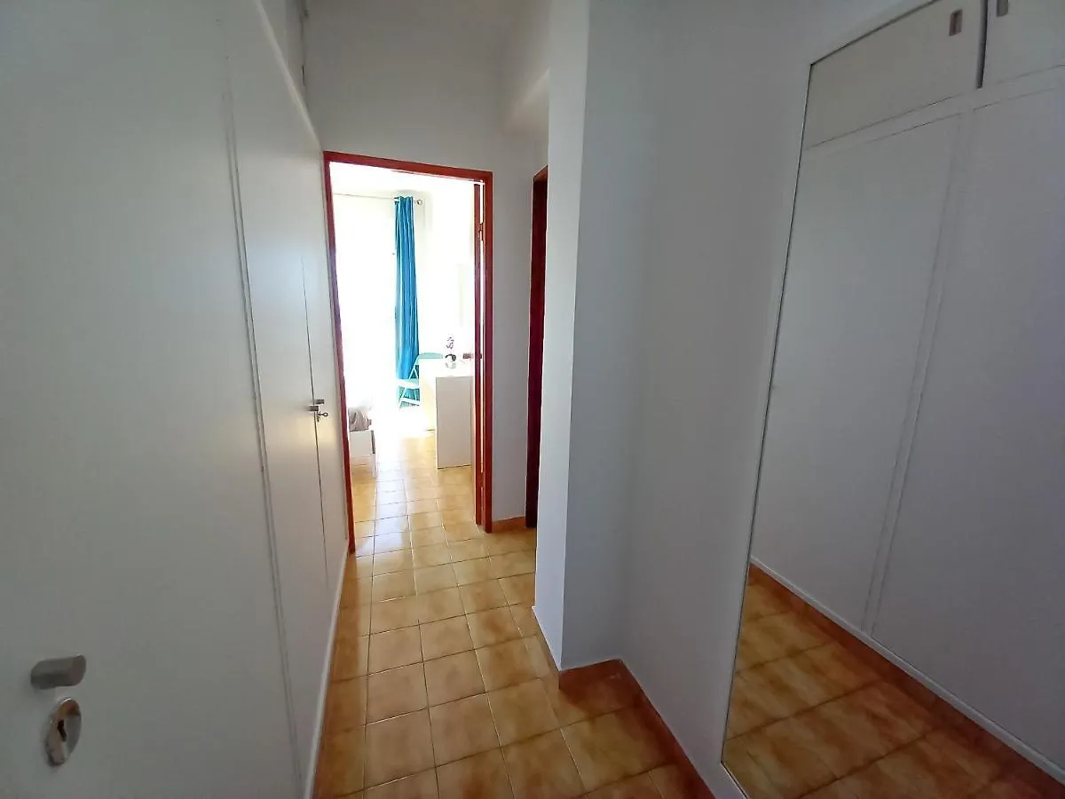 Apartamento Mira Atlântico 13- Terraço Com Vista Mar e Cidade, Wifi, 80mt Praia Quarteira Portugal