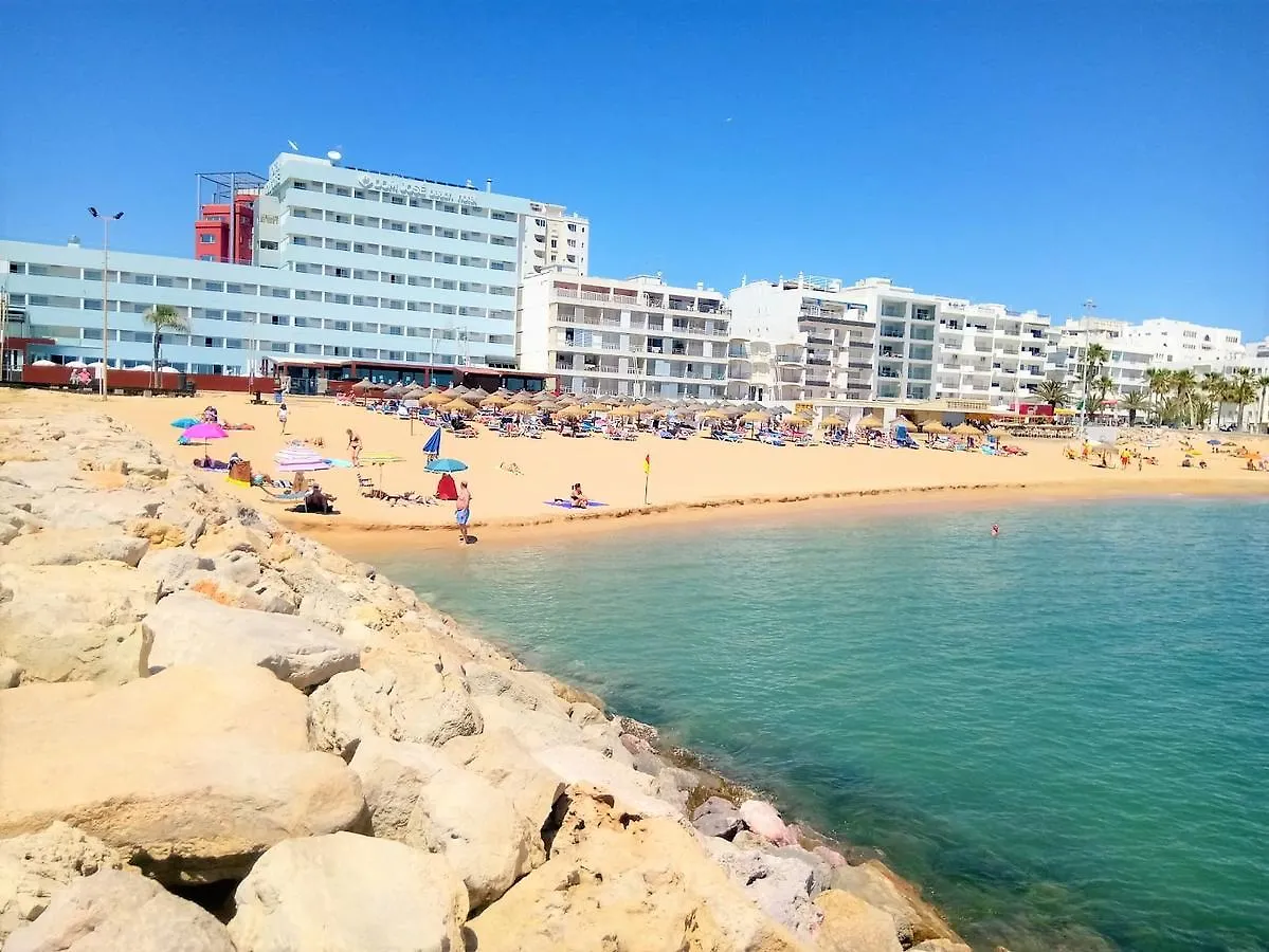 Apartamento Mira Atlântico 13- Terraço Com Vista Mar e Cidade, Wifi, 80mt Praia Quarteira Portugal