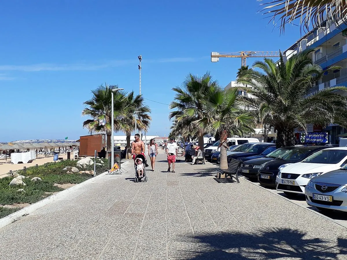Mira Atlântico 13- Terraço Com Vista Mar e Cidade, Wifi, 80mt Praia Quarteira 0*,